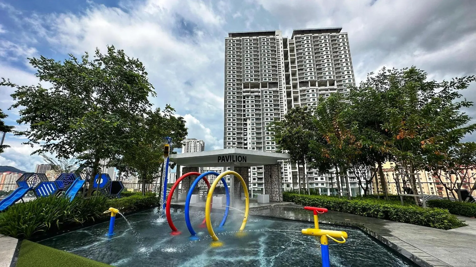 Cozy Urban Suites Georgetown View Jelutong